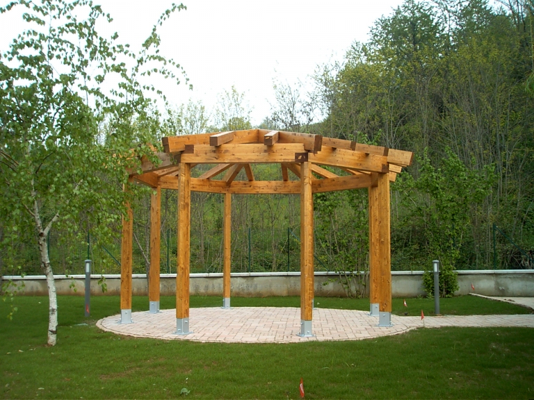 gazebo ottagonale in legno lamellare